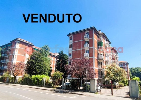 appartamento in vendita a Ponte San Pietro in zona Locate