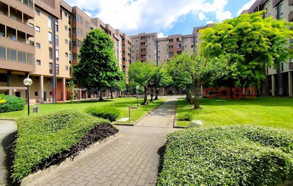 appartamento in vendita a Ponte San Pietro in zona Locate