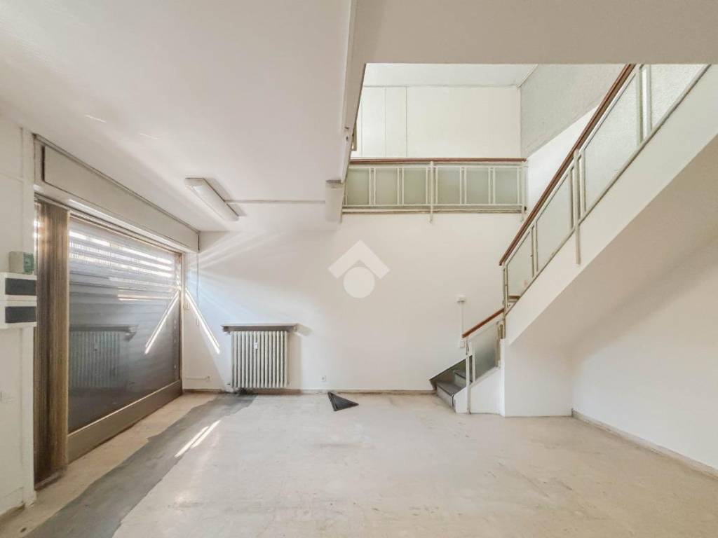 ufficio in vendita a Ponte San Pietro