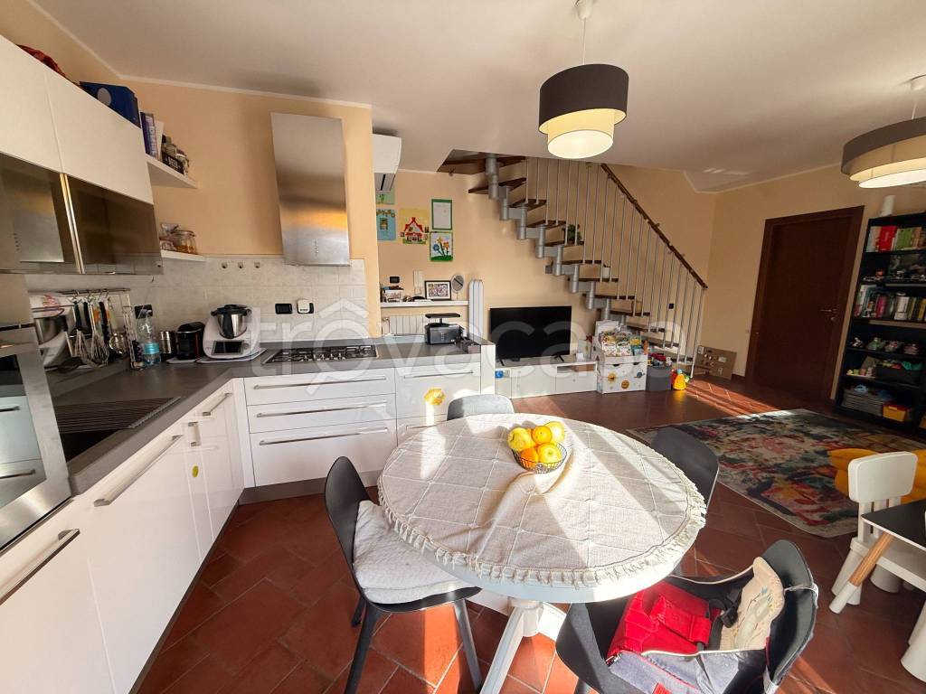 appartamento in vendita a Ponte San Pietro