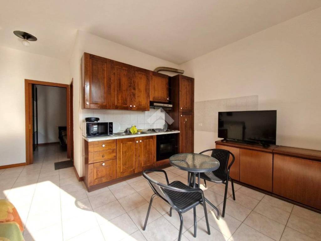 appartamento in vendita a Ponte San Pietro in zona Locate