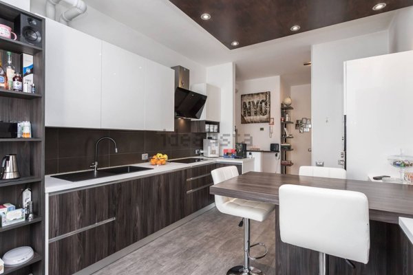 appartamento in vendita a Ponte San Pietro in zona Locate