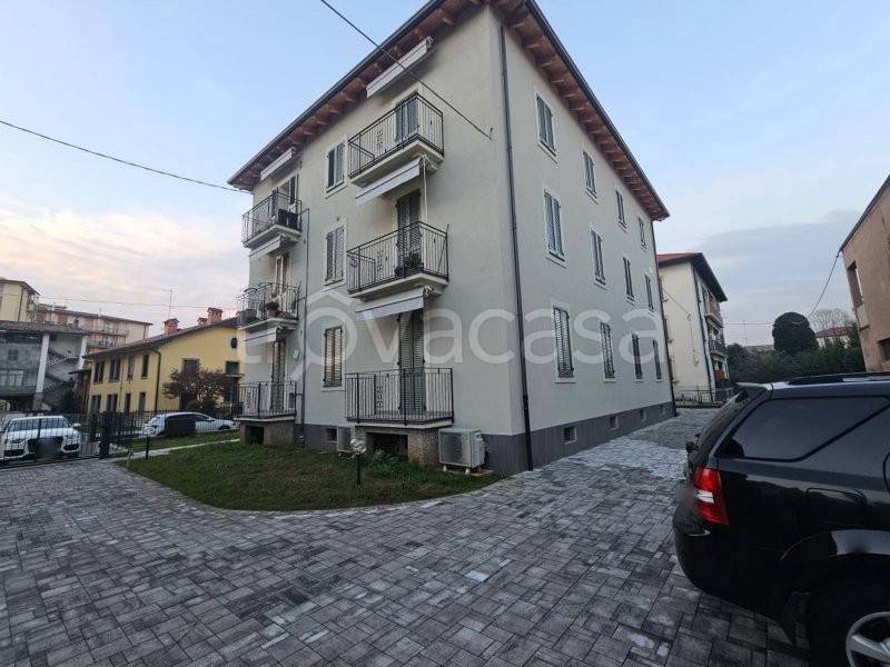 appartamento in vendita a Ponte San Pietro