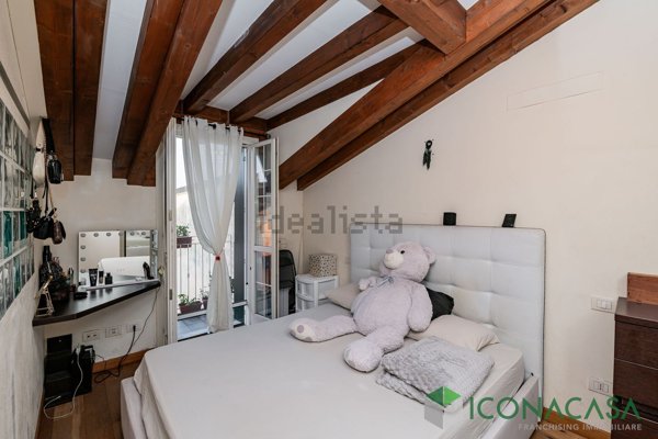 appartamento in vendita a Ponte San Pietro in zona Locate