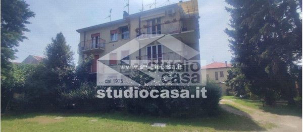 appartamento in vendita a Ponte San Pietro in zona Locate