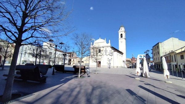 appartamento in vendita a Ponte San Pietro in zona Locate