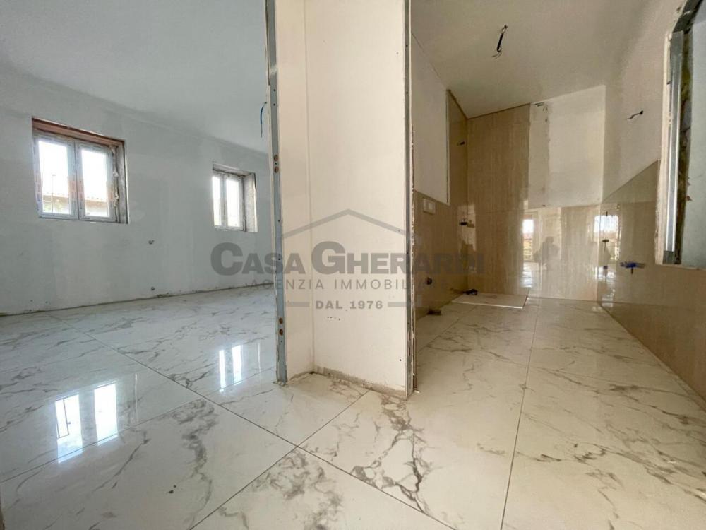 appartamento in vendita a Ponte San Pietro in zona Locate