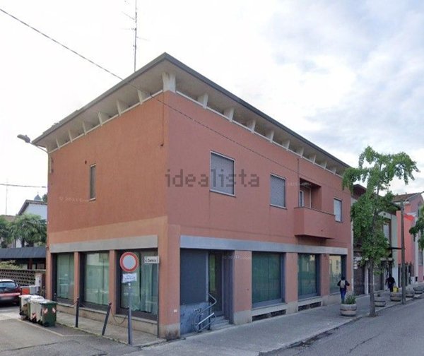 casa indipendente in vendita a Ponte San Pietro in zona Locate