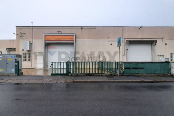 capannone in vendita a Ponte San Pietro