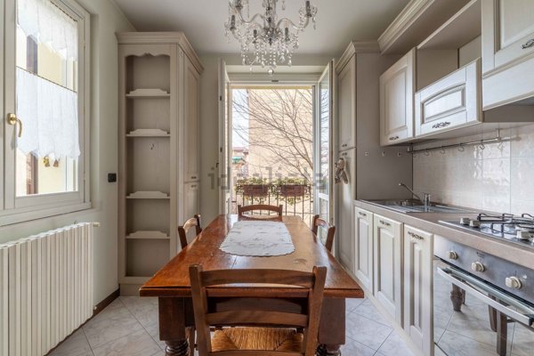 appartamento in vendita a Ponte San Pietro in zona Locate