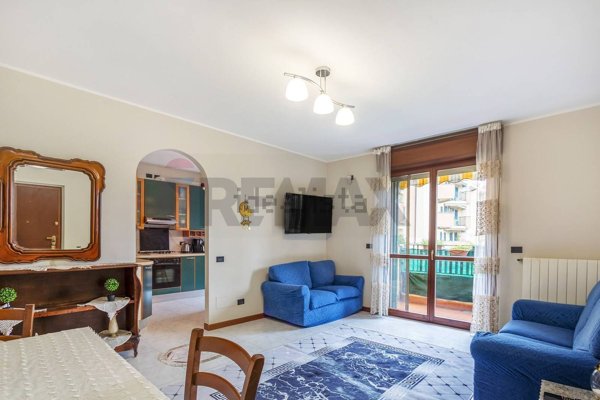 appartamento in vendita a Ponte San Pietro in zona Locate