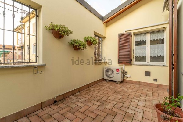 appartamento in vendita a Ponte San Pietro in zona Locate