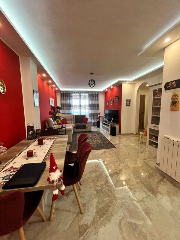 appartamento in vendita a Ponte San Pietro in zona Locate