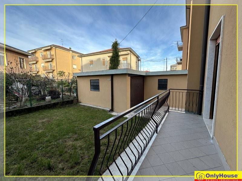 appartamento in vendita a Ponte San Pietro
