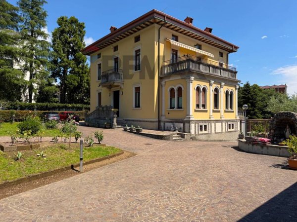 casa indipendente in vendita a Ponte San Pietro