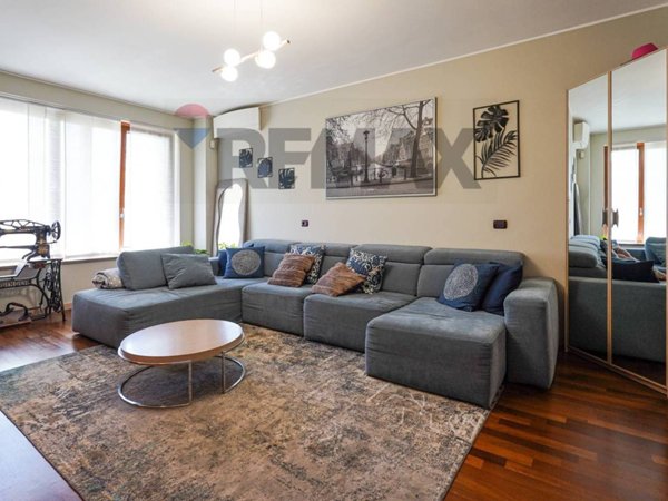 casa indipendente in vendita a Ponte San Pietro in zona Locate