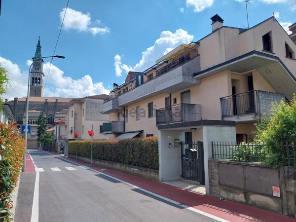 appartamento in vendita a Ponte San Pietro
