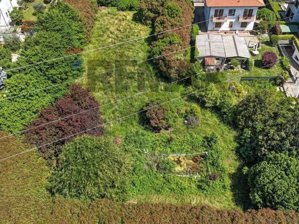 terreno edificabile in vendita a Ponte San Pietro in zona Locate