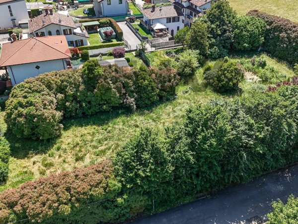 terreno in vendita a Ponte San Pietro in zona Locate