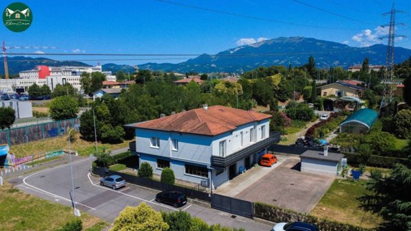 casa indipendente in vendita a Ponte San Pietro