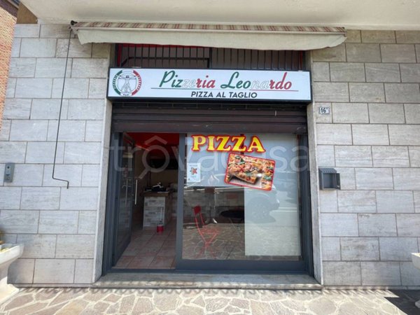 negozio in vendita a Ponte San Pietro