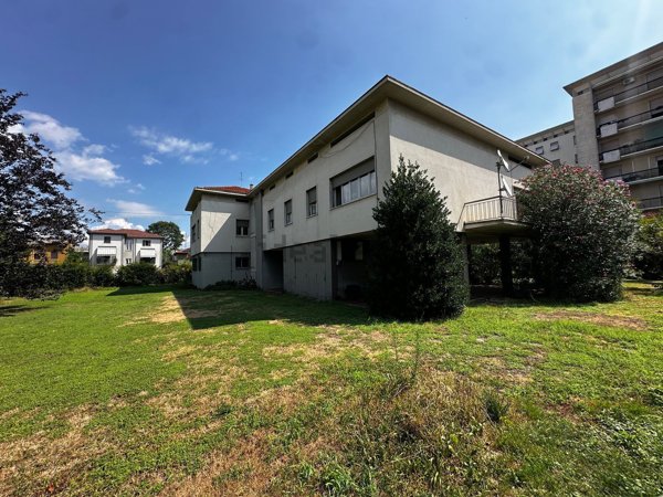 casa indipendente in vendita a Ponte San Pietro
