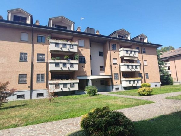 appartamento in vendita a Ponte San Pietro in zona Locate