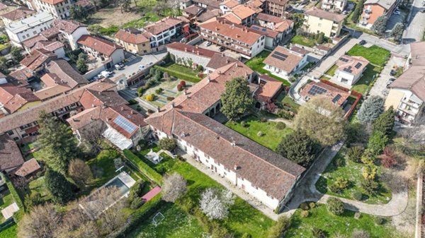 casa indipendente in vendita a Ponte San Pietro in zona Locate