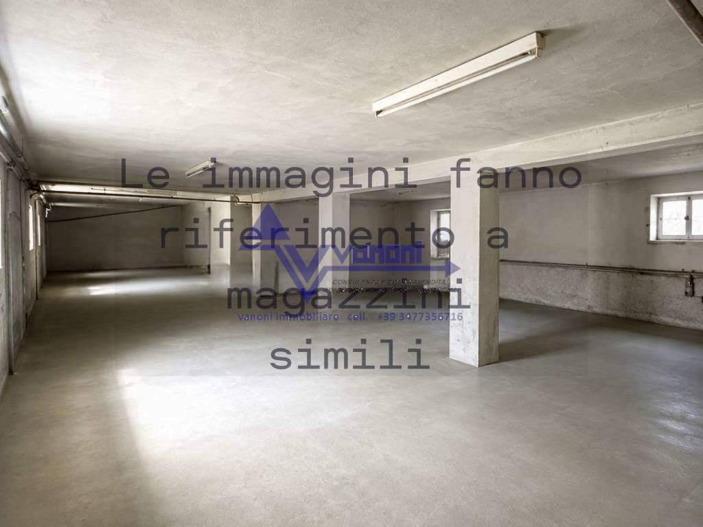 locale commerciale in vendita a Ponte San Pietro