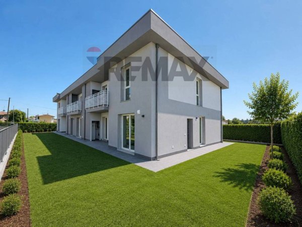 casa indipendente in vendita a Ponte San Pietro in zona Locate