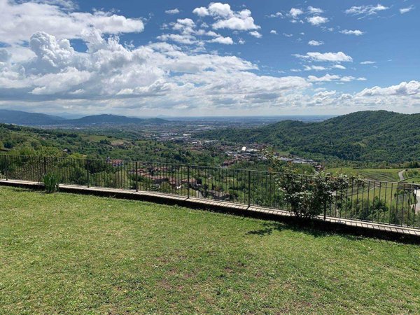 appartamento in vendita a Pontida