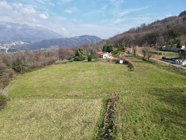 terreno edificabile in vendita a Pontida