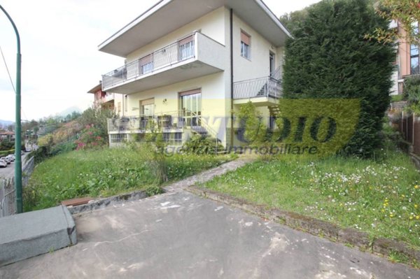 casa indipendente in vendita a Pontida