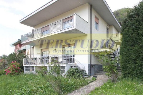 casa indipendente in vendita a Pontida