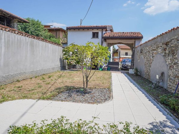 appartamento in vendita a Pontida