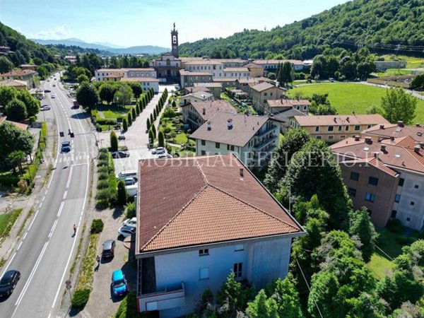 negozio in vendita a Pontida