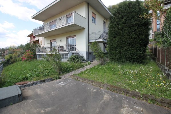 casa indipendente in vendita a Pontida