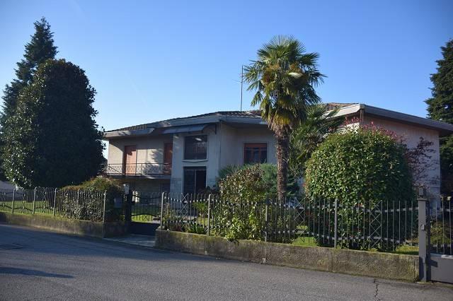 casa indipendente in vendita a Pontirolo Nuovo