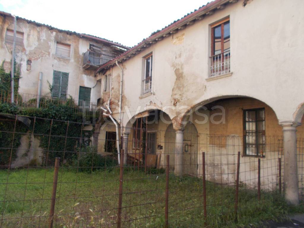 casa indipendente in vendita a Pontirolo Nuovo