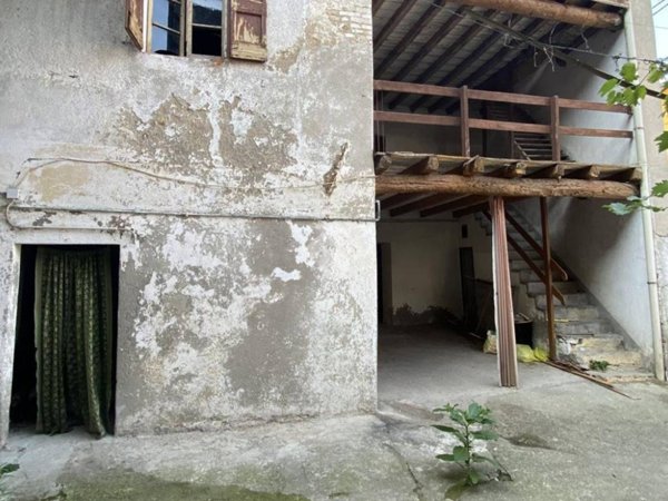 casa indipendente in vendita a Pontirolo Nuovo