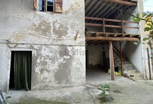 casa indipendente in vendita a Pontirolo Nuovo
