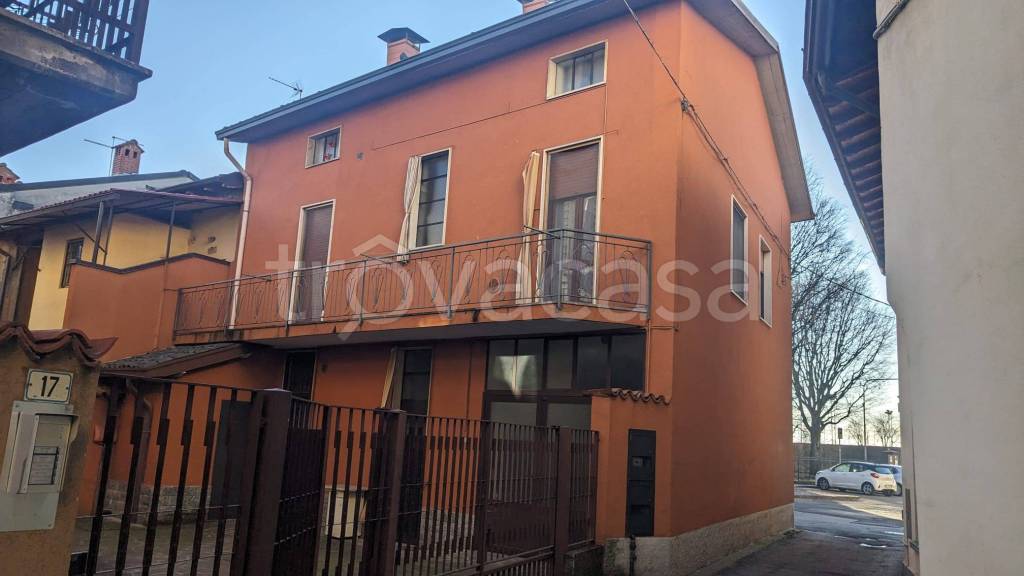 casa indipendente in vendita a Pontirolo Nuovo