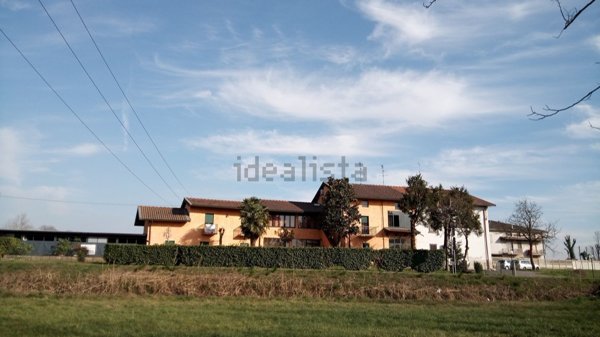 casa semindipendente in vendita a Pontirolo Nuovo