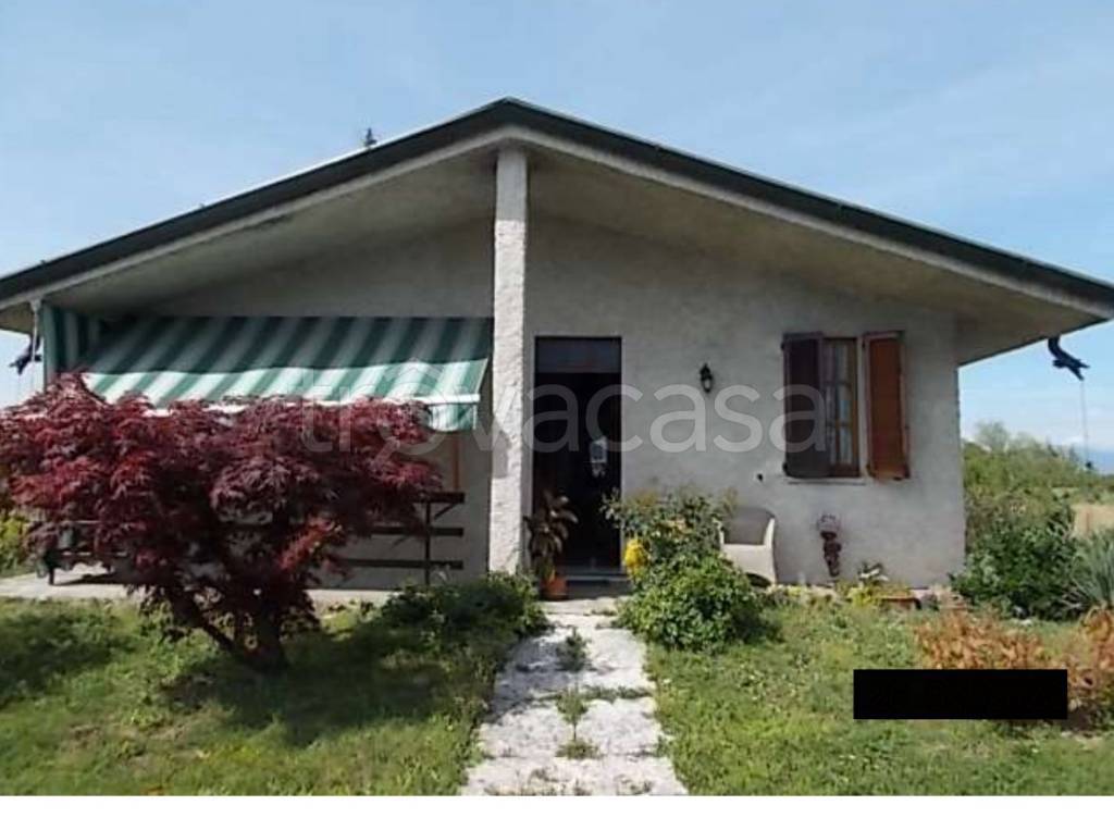 casa indipendente in vendita a Pontirolo Nuovo