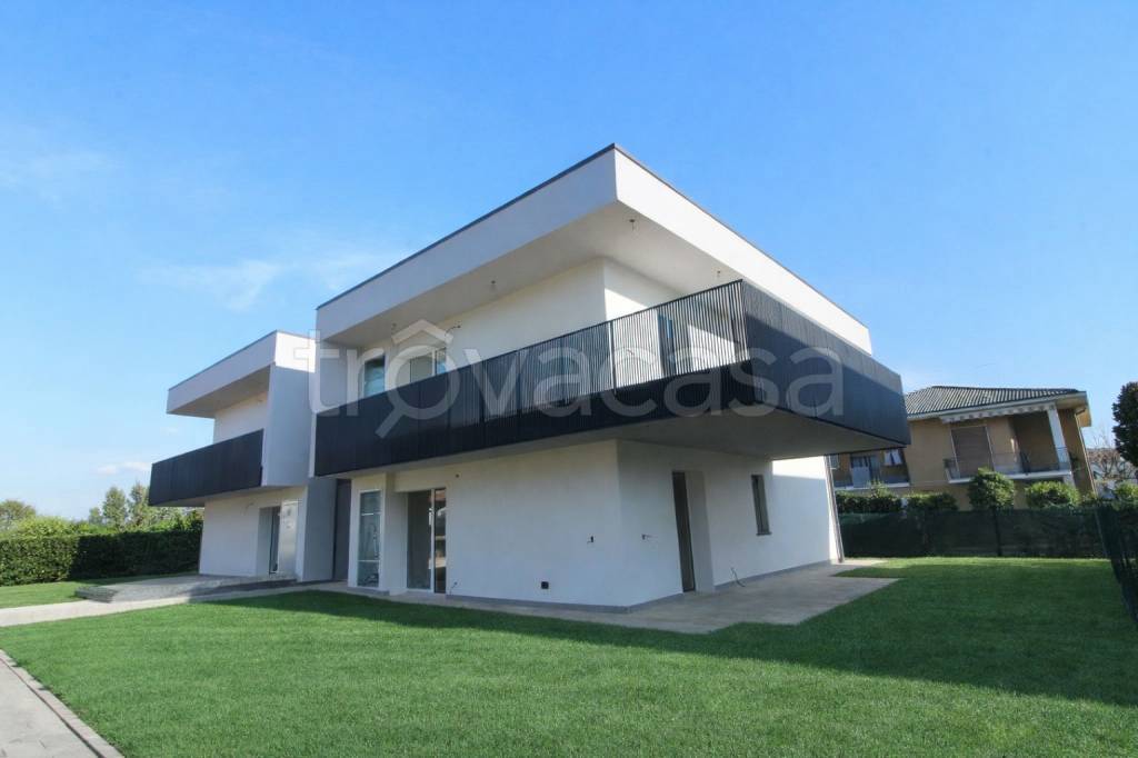 appartamento in vendita a Pontirolo Nuovo