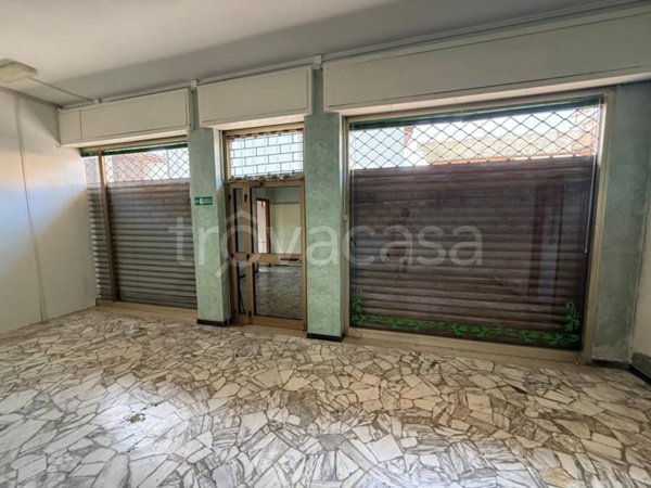 negozio in vendita a Pontirolo Nuovo