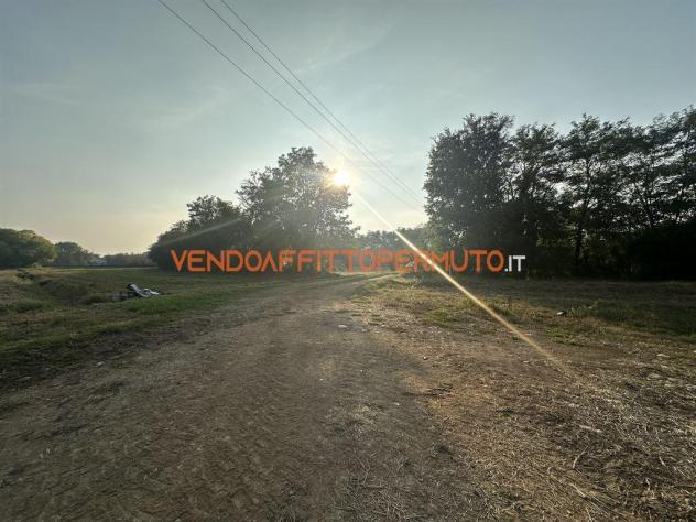 terreno agricolo in vendita a Pontirolo Nuovo