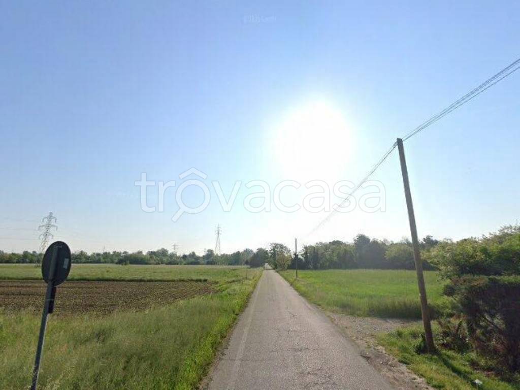 terreno agricolo in vendita a Pontirolo Nuovo