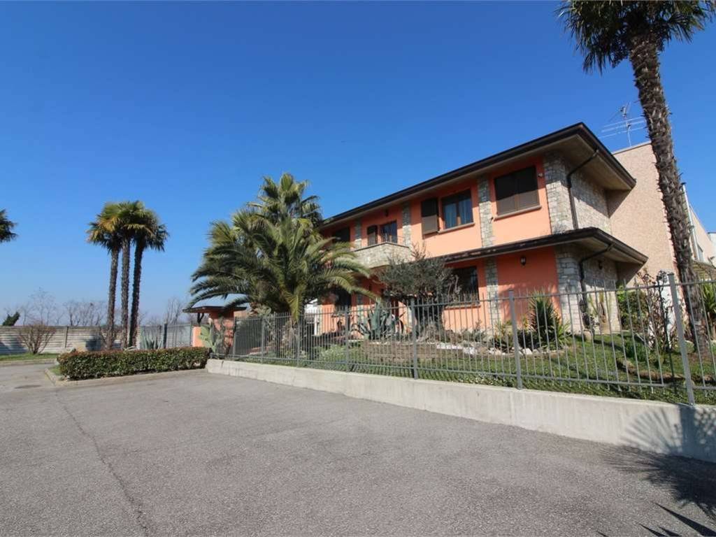 casa indipendente in vendita a Pontirolo Nuovo