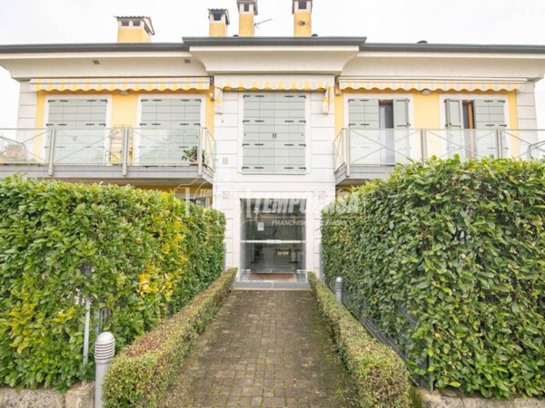 appartamento in vendita a Pontirolo Nuovo